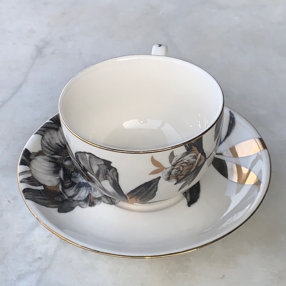 GRACES TEAWARE CUP SAUCER SET PEONY BLACK METALLIC GOLD FLORAL NEW PORCELAIN - Picture 7 of 13
